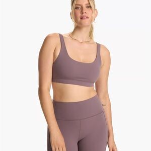 Vuori women’s daily bra